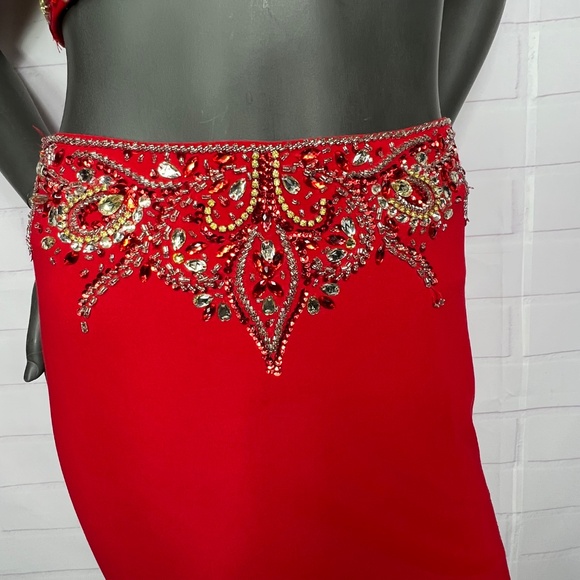 👗❤️|•SPARKLE•| Red Sequin Formal Gown Size 4 Evening Dress - Picture 4 of 11